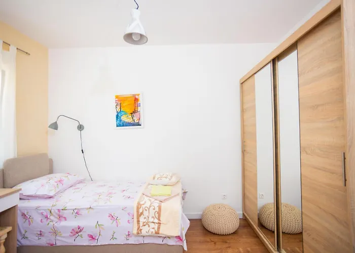 Sunshine With Pool Апартаменты