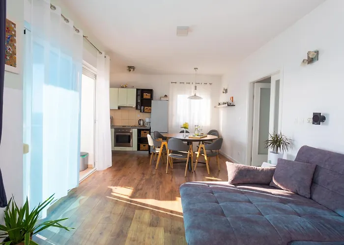 Apartmán Sunshine With Pool *